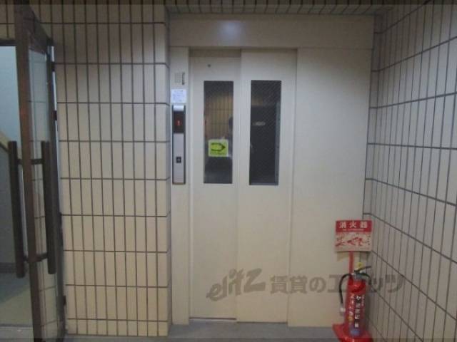 エレベーター