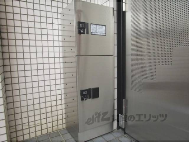 宅配ボックス