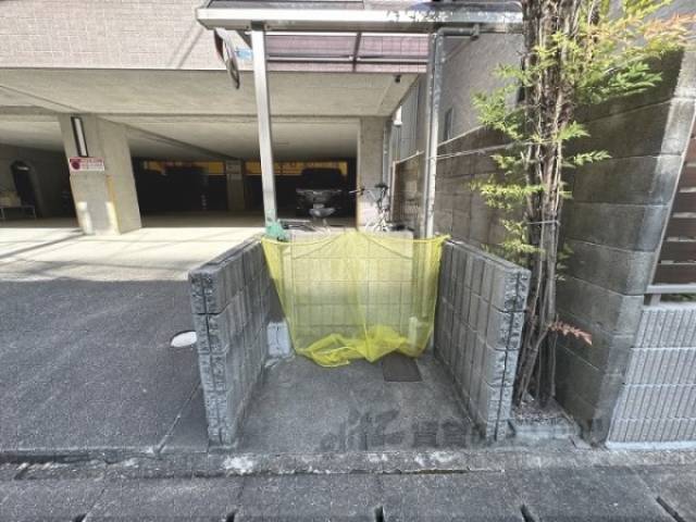 ゴミ置き場