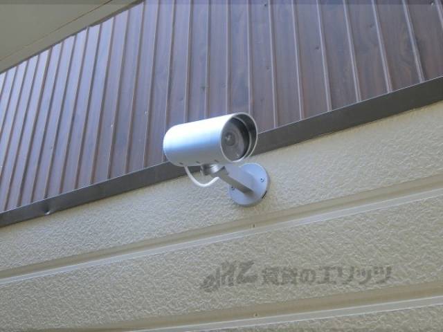 監視カメラ