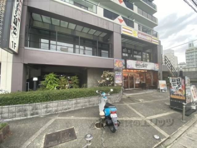 テナント