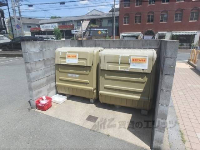 ゴミ置き場