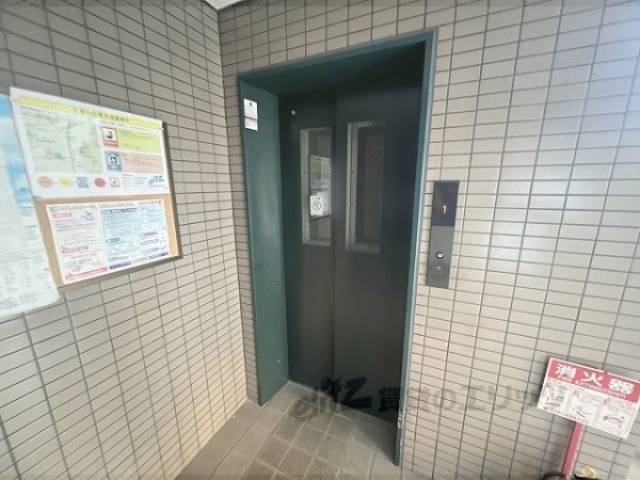 エレベーター