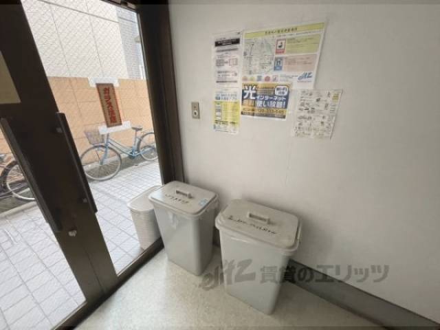 ゴミ置き場