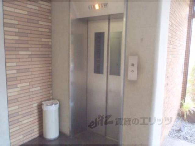 エレベーター