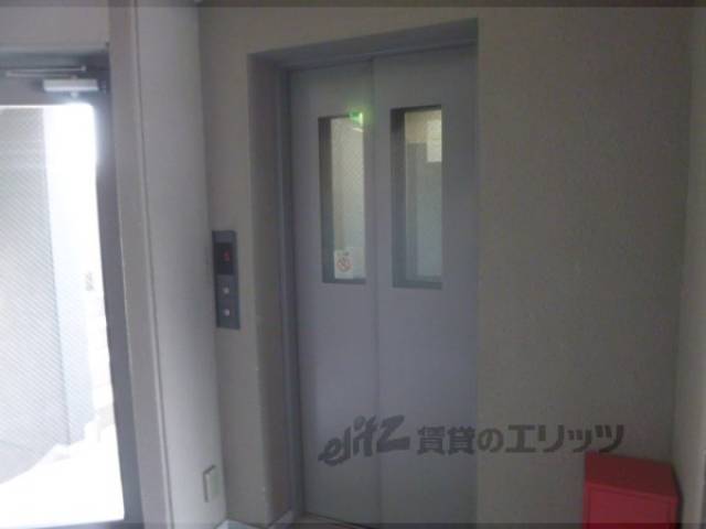 エレベーター