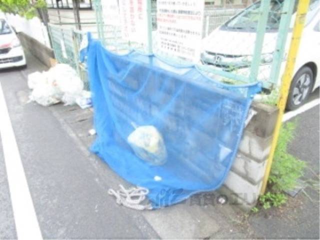 ゴミ置き場