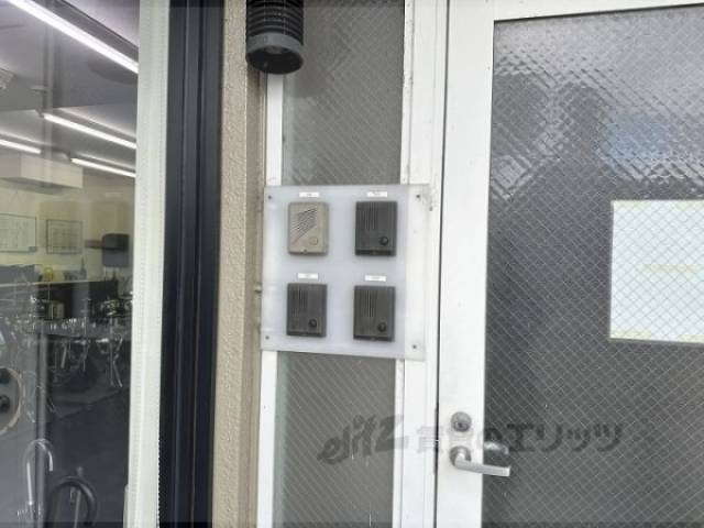インターホン