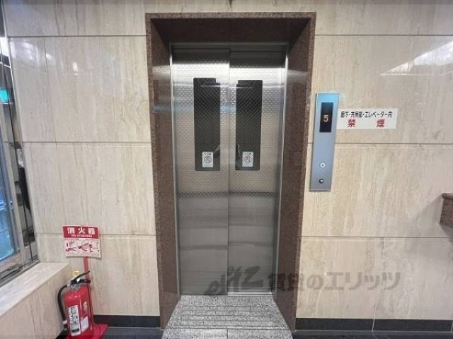 エレベーター