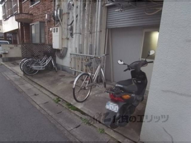 駐輪場
