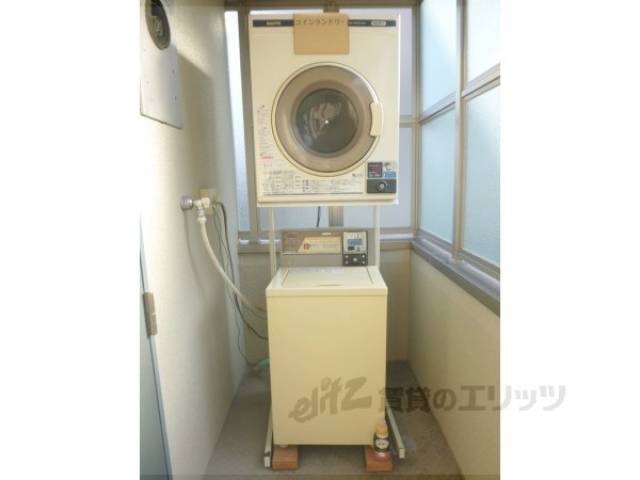 コインランドリー