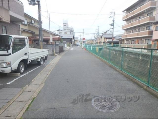 前面道路　ゴミＢＯＸ