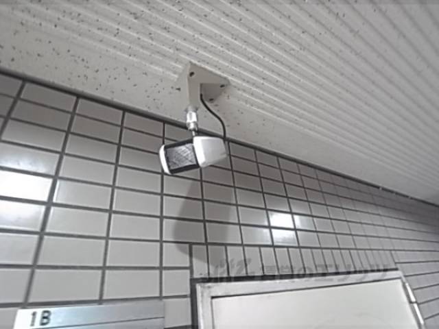 監視カメラ