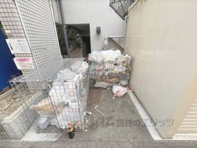 ゴミ置き場