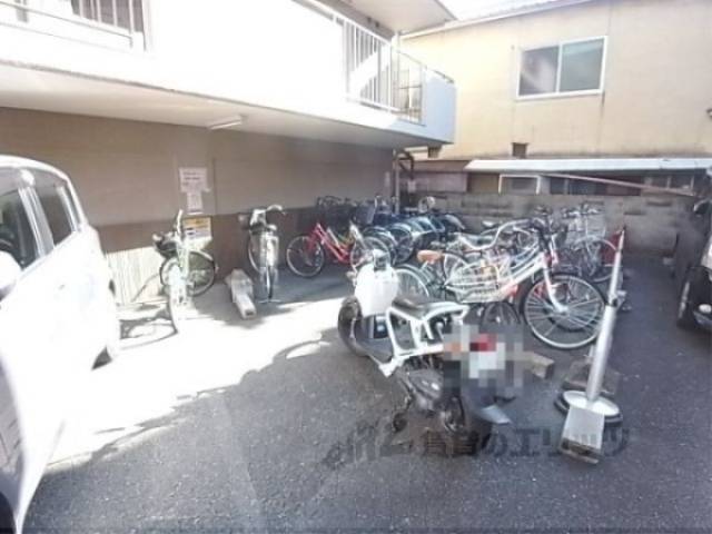 駐輪場