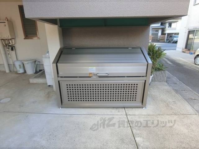 ゴミ置き場