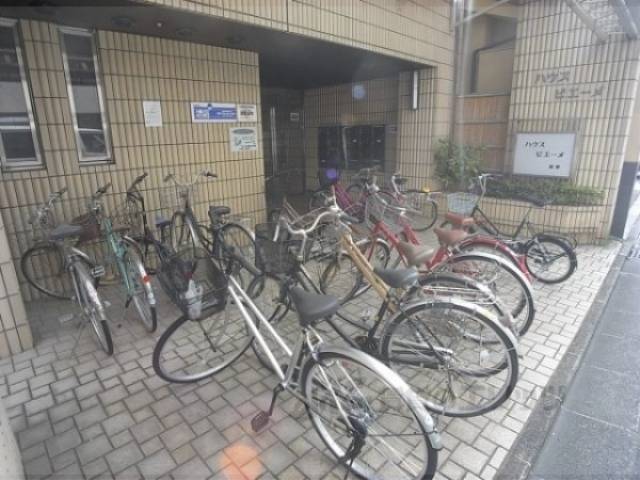 駐輪場