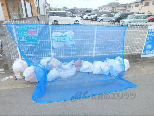 ゴミ収集場所