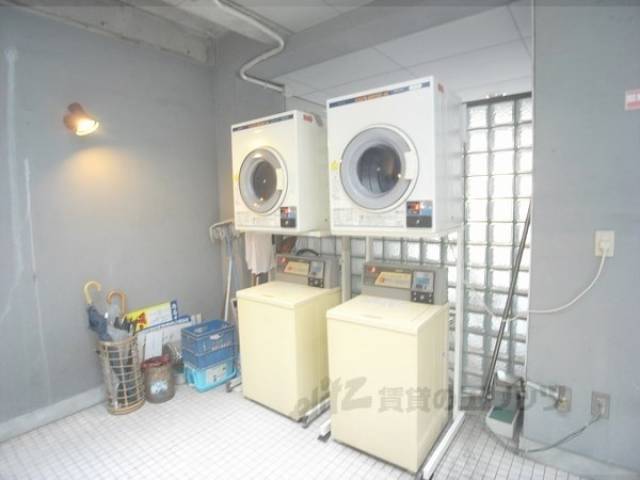 コインランドリー