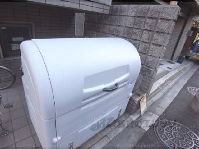 ダストボックス