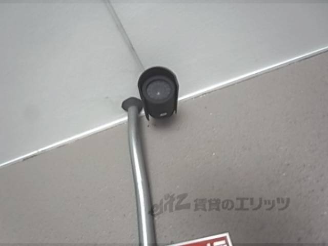 監視カメラ