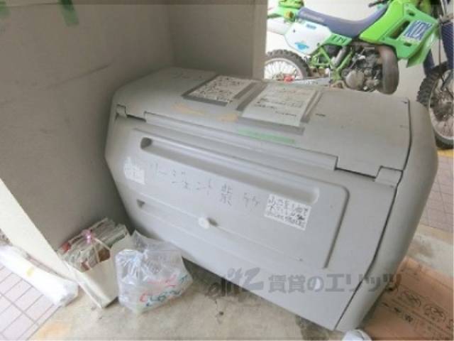 ゴミ置き場