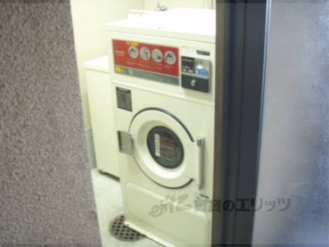 コインランドリー