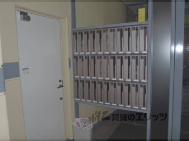 ロビー　集合ポスト