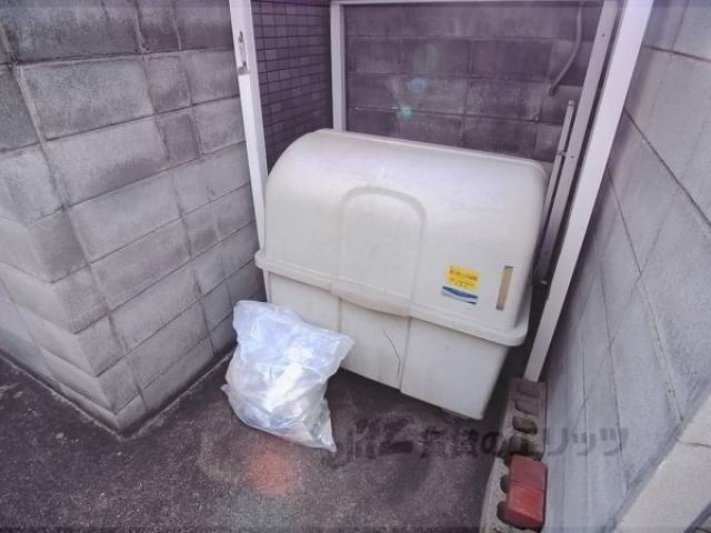 ゴミ置き場