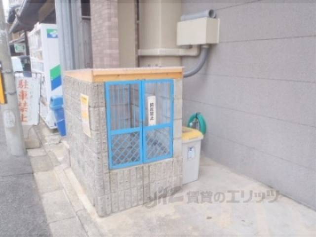 ゴミ置き場