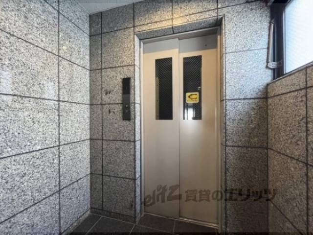 エレベーター