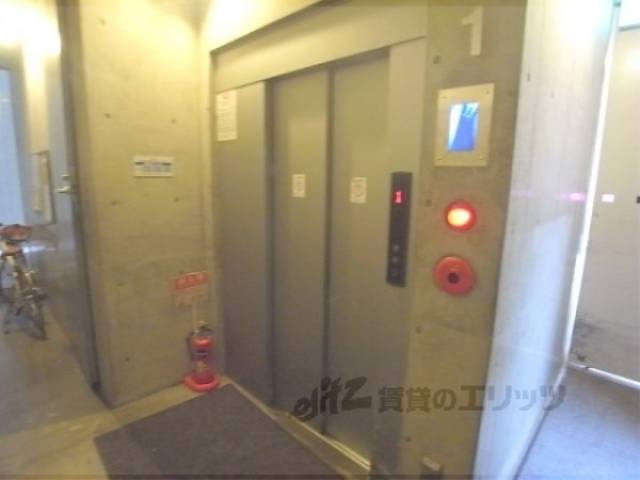 エレベーター