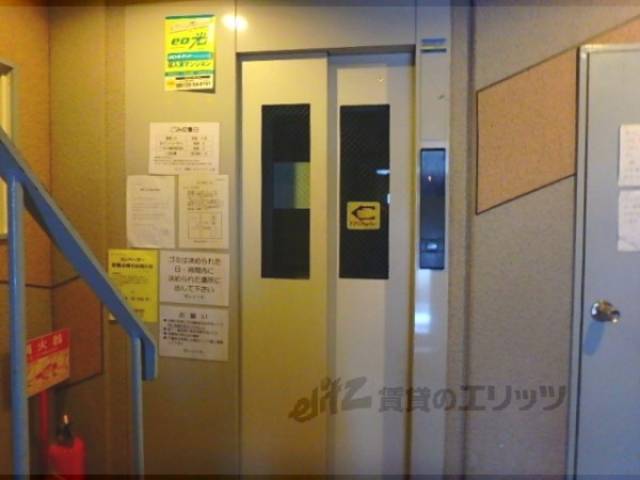 エレベーター