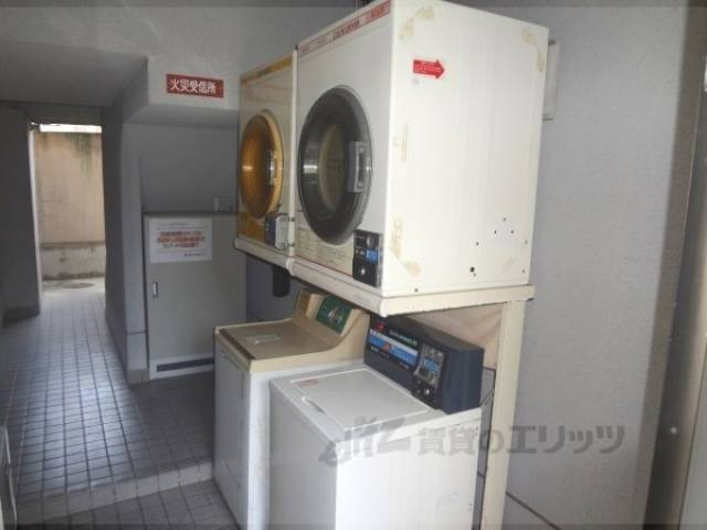 コインランドリー