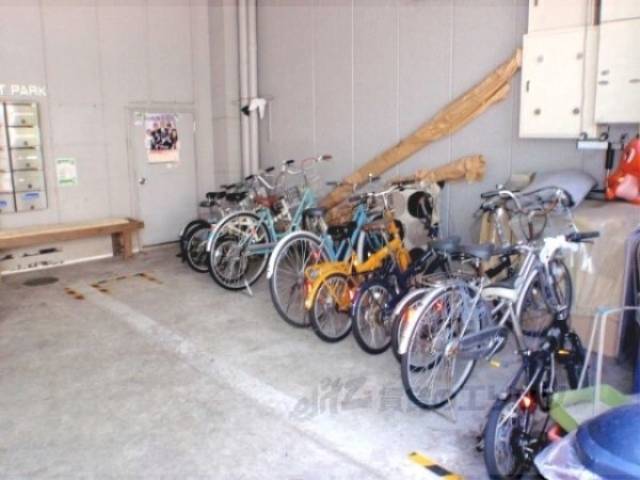駐輪場