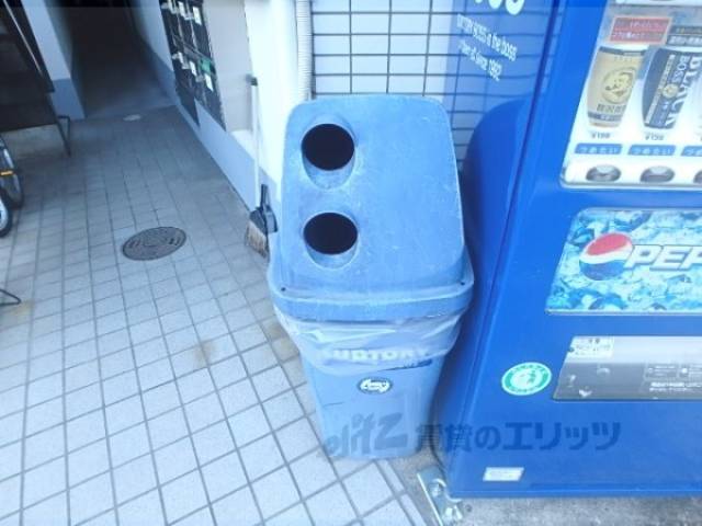 自動販売機用ゴミ箱