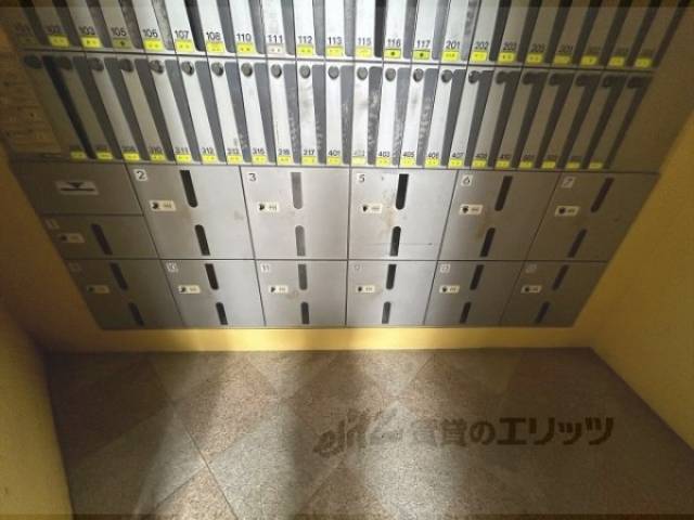 宅配ボックス