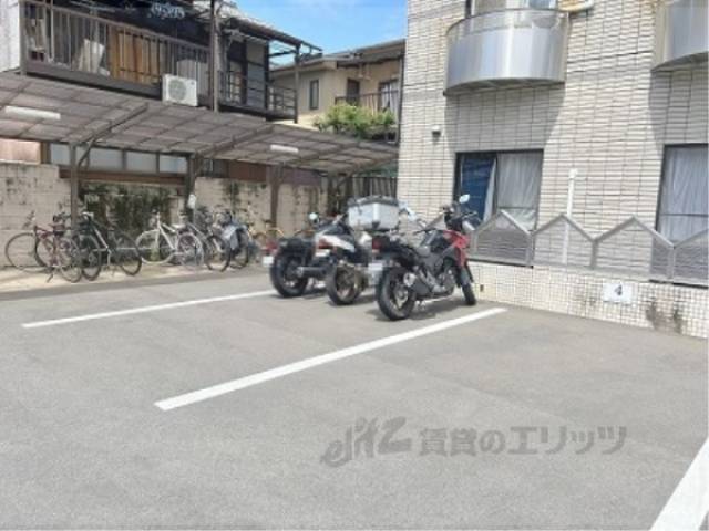 バイク置き場