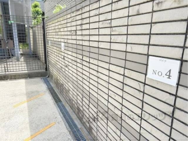 バイク置き場
