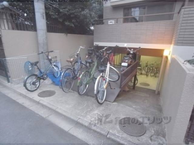 駐輪場
