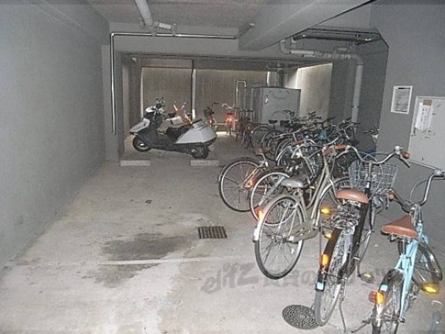 駐輪場