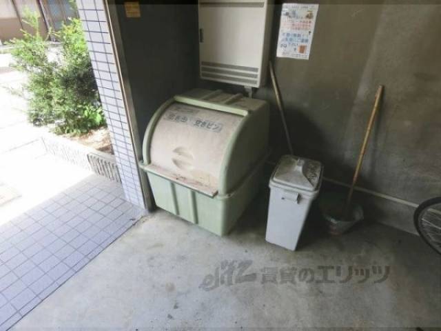 ゴミ置き場