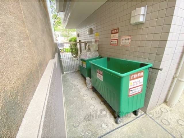 ゴミ置き場