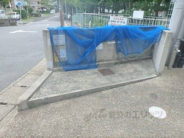 ゴミ捨て場