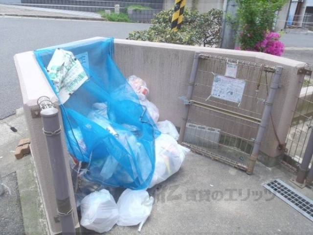 ゴミ収集場所