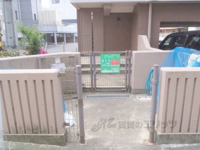 ゴミ収集場所