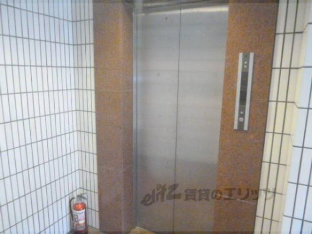 エレベーター