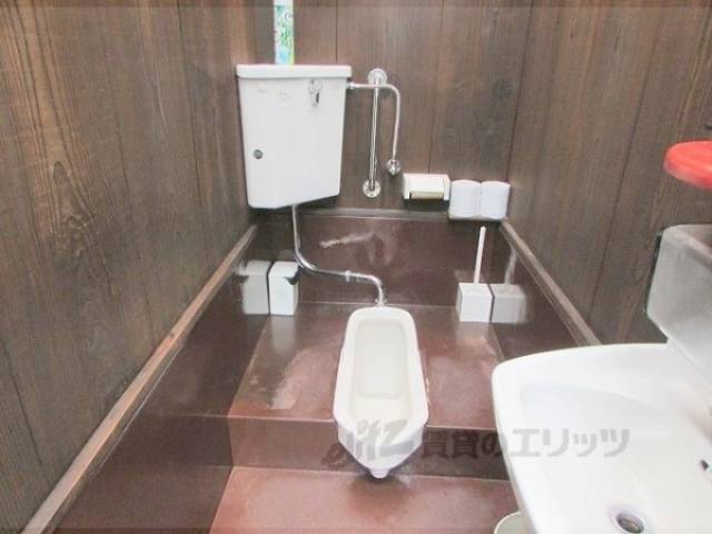共用トイレ