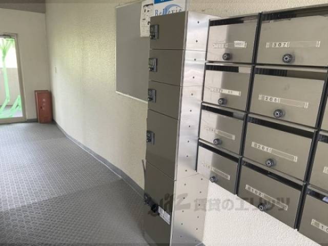宅配ボックス
