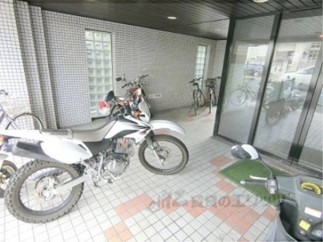 駐輪場　バイク置場